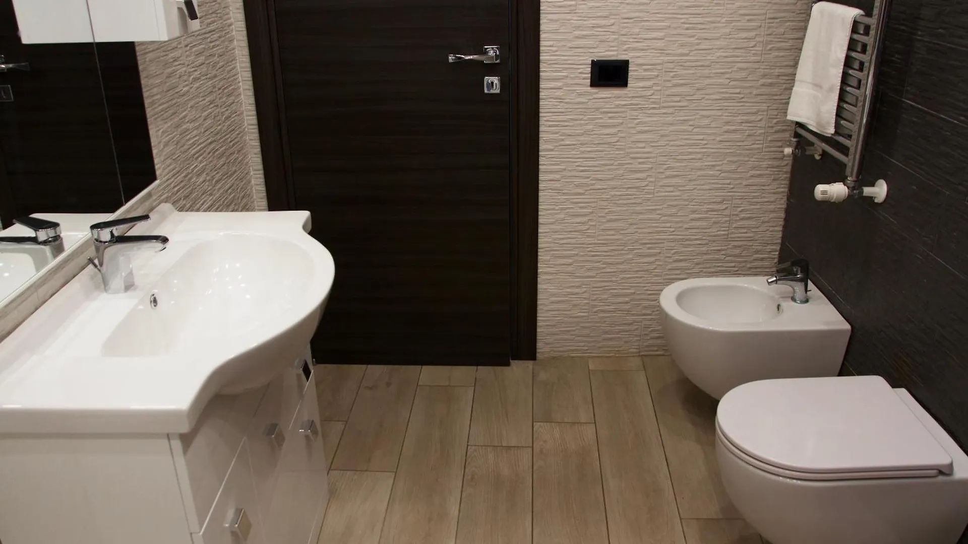 Palazzo Settembrini 49 Aparthotel Naples 3*,  Italy